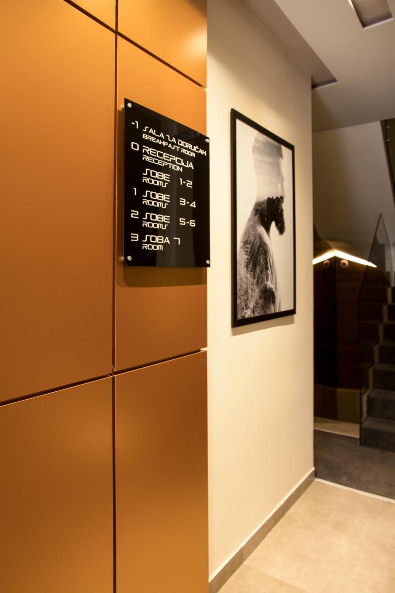 Boutique 25H By Eva Stay 018 Ni Exterior foto